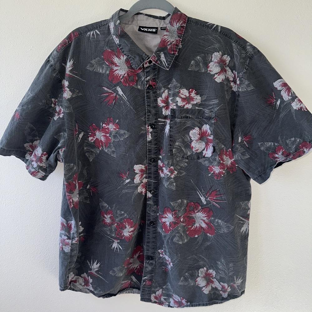 Vans men's short sleeve button up shirt Gray Floral Size XXL‎